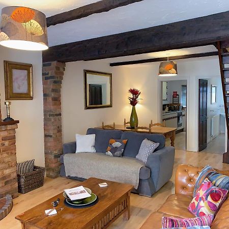 Cosy Central Windsor House Sleeps 4 外观 照片